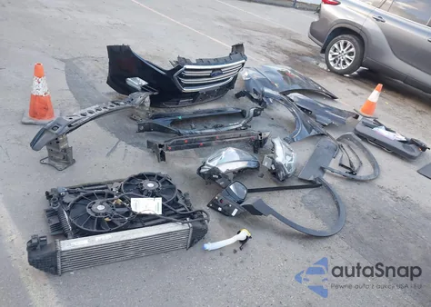 2017 Ford Escape Titanium из США, поврежденный, VIN 1FMCU0J93HUD54108